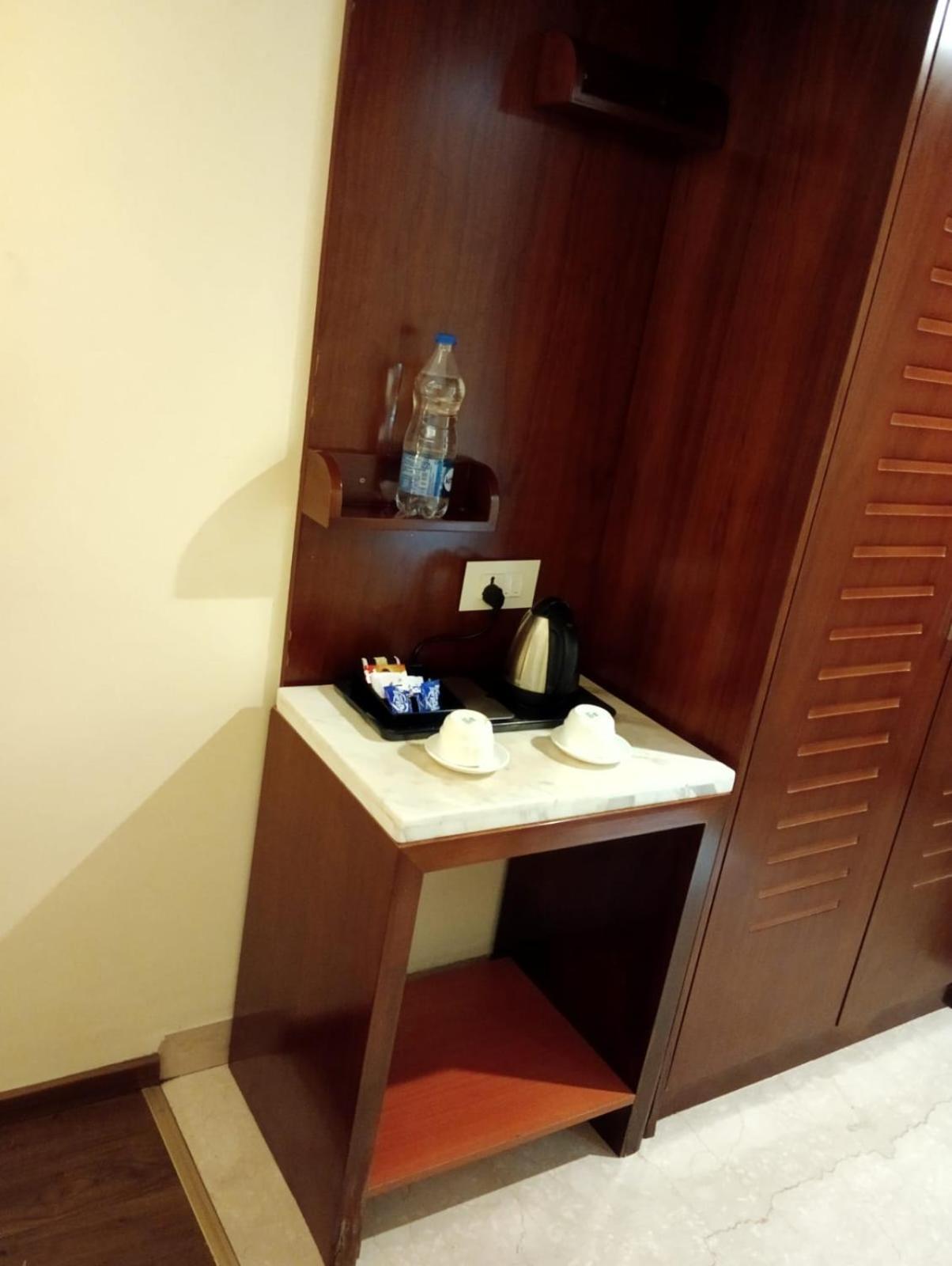 Hotel Oxina Lygon Tiruchirappalli Екстер'єр фото